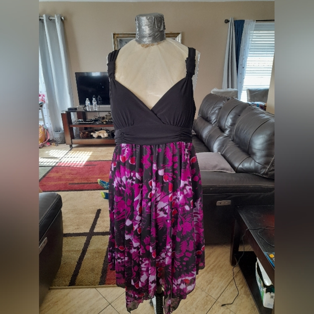 Lady snap dress